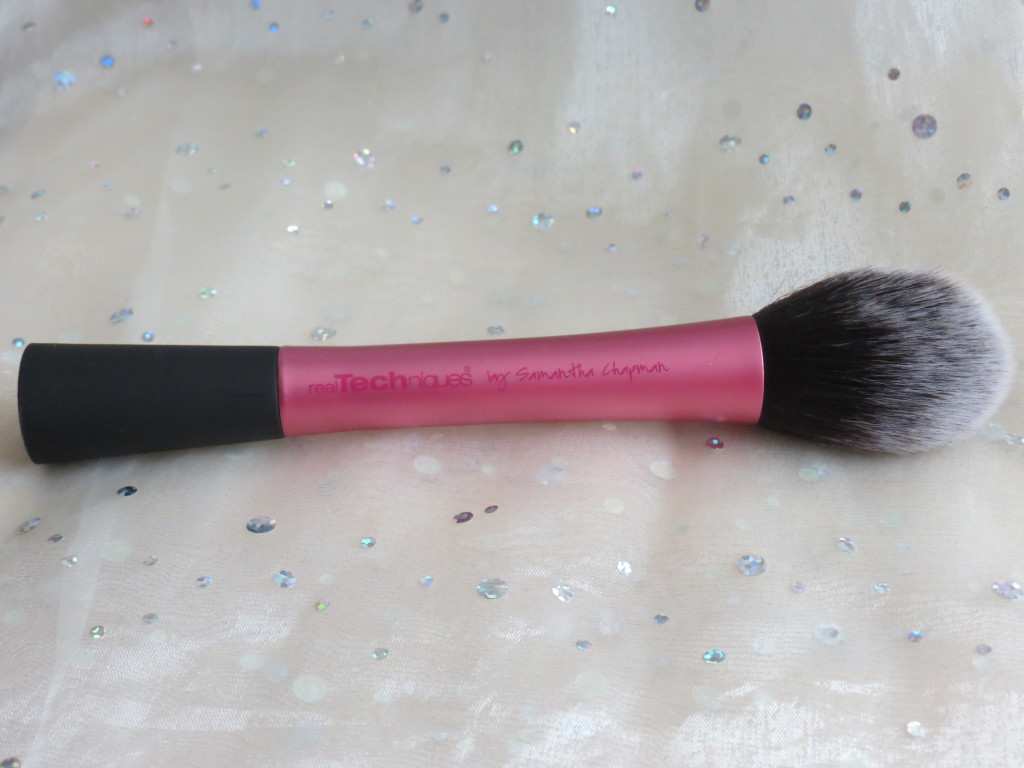 Real Techniques Blush brush