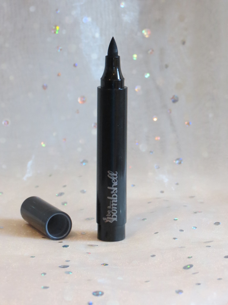 Be a Bombshell pen eyeliner