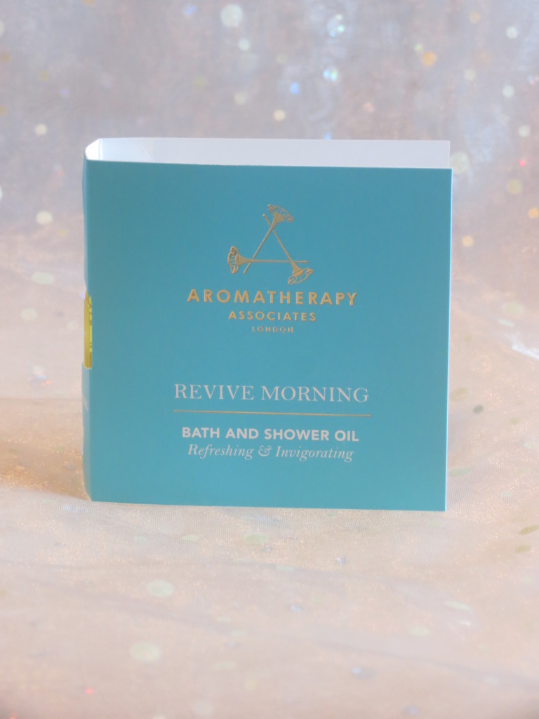 Harpers Bazaar Birchbox May 2014 Aromatherapy bath oil